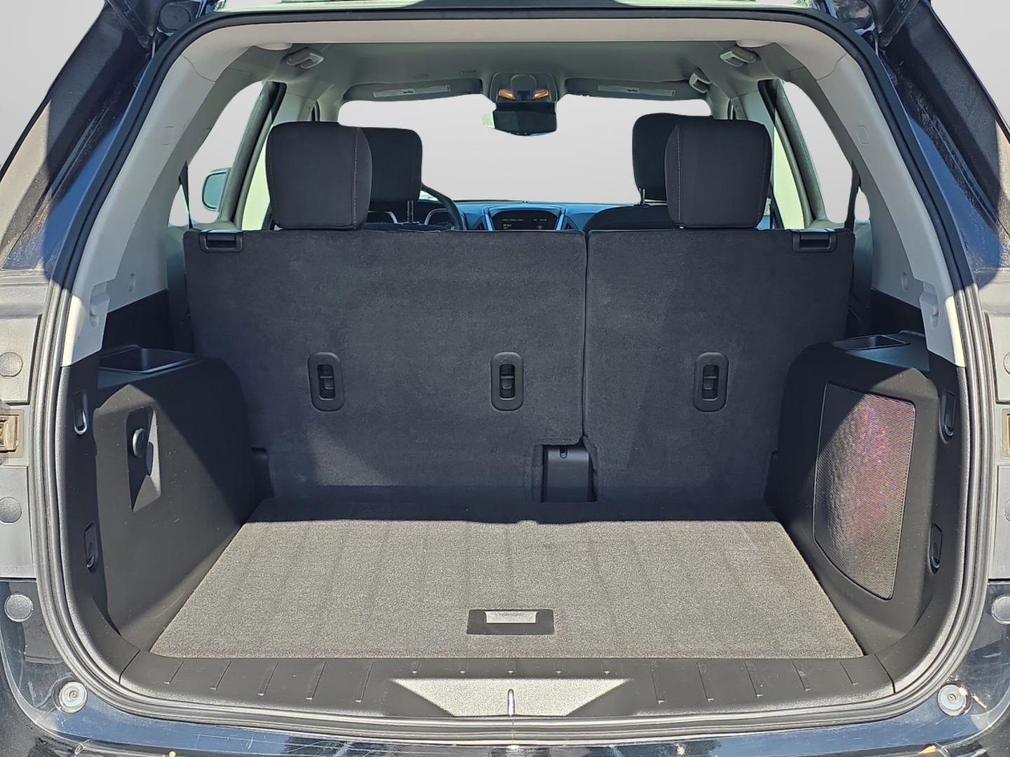 Used 2017 Chevrolet Equinox LS image 14