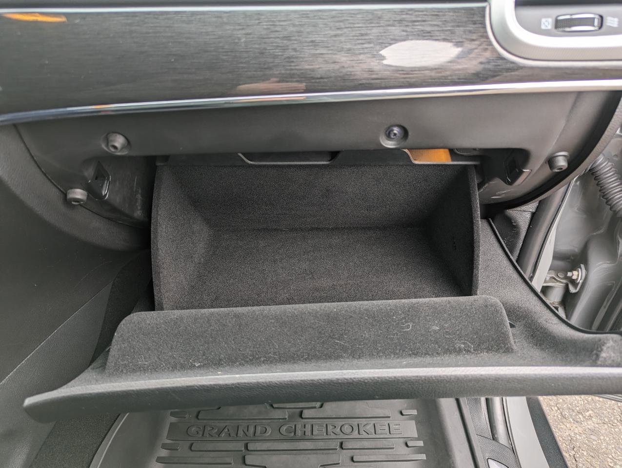 Used 2019 Jeep Grand Cherokee Trailhawk w/ Trailhawk Luxury Group image 27