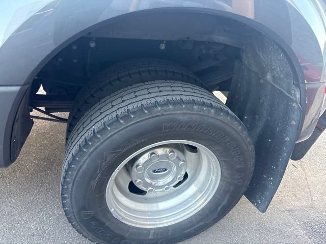 Used 2022 Ford F350 XLT w/ XLT Premium Package AWD/4WD image 14