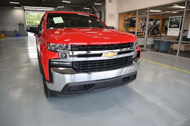 Used 2019 Chevrolet Silverado 1500 LT w/ All-Star Edition AWD/4WD image 3