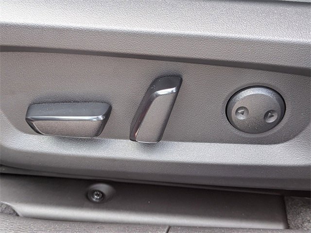 New 2025 Mitsubishi Outlander SE image 23