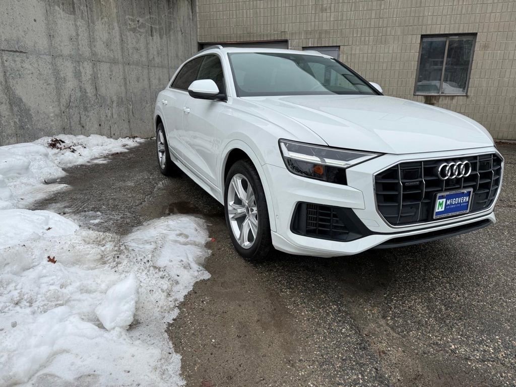 Used 2022 Audi Q8 Premium Plus w/ Premium Plus Package image 8