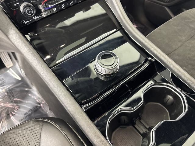 Used 2023 Jeep Grand Cherokee Altitude AWD/4WD image 27