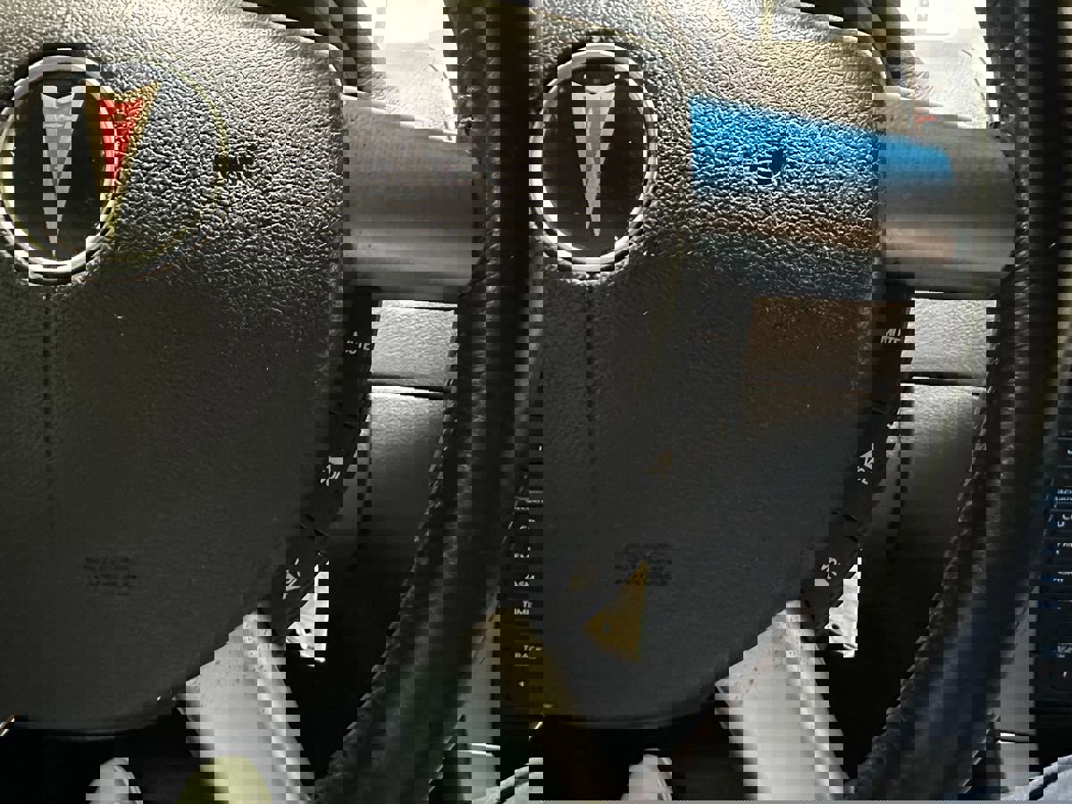 Used 2006 Pontiac GTO image 25