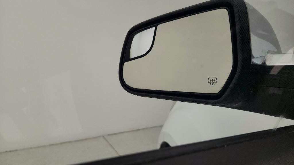 Used 2013 Chevrolet Equinox LT w/ Chrome Package FWD image 16