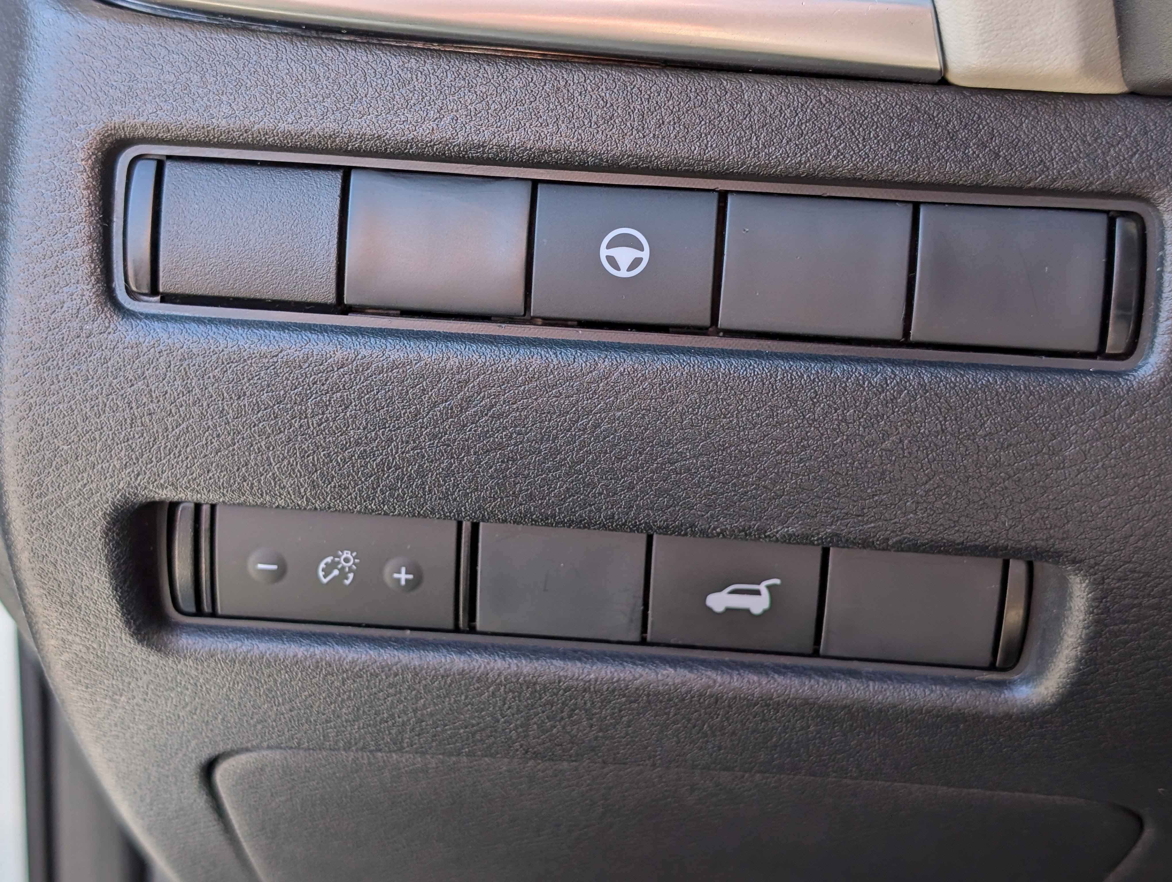 Used 2023 Nissan Rogue SL w/ SL Premium Package image 24