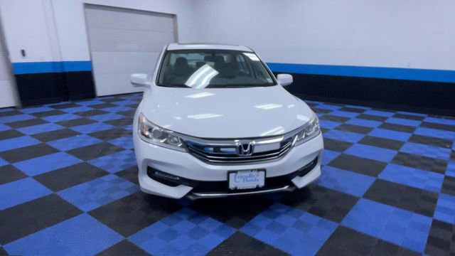Used 2017 Honda Accord EX-L image 3