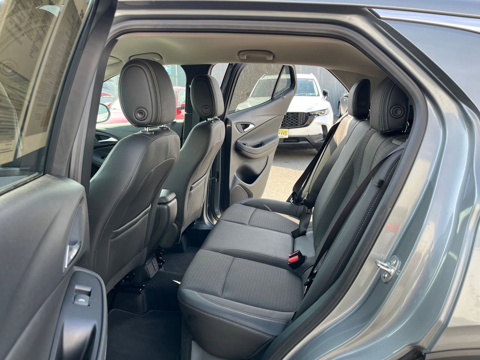 Used 2025 Buick Encore GX Preferred image 26