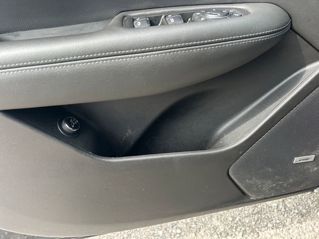 Used 2023 Cadillac XT6 Sport image 13