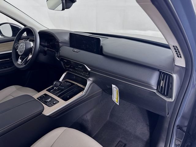 New 2025 MAZDA CX-70 Plug-In Hybrid w/ Premium Pkg image 30