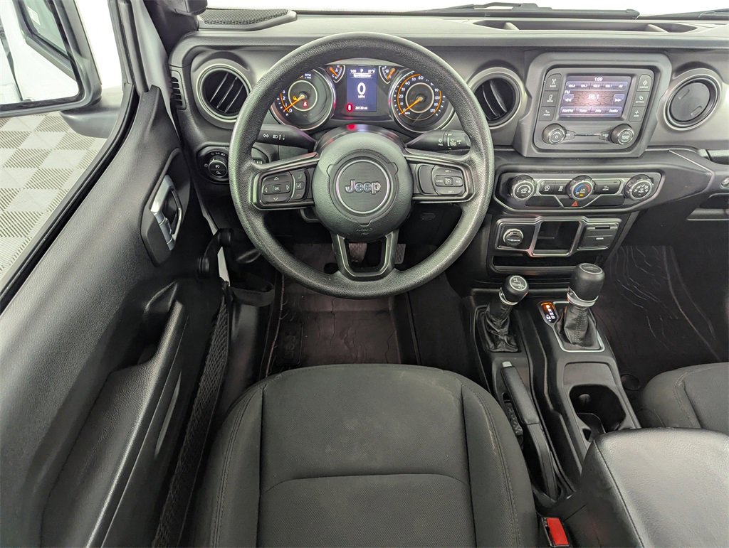 Used 2021 Jeep Gladiator Sport image 14