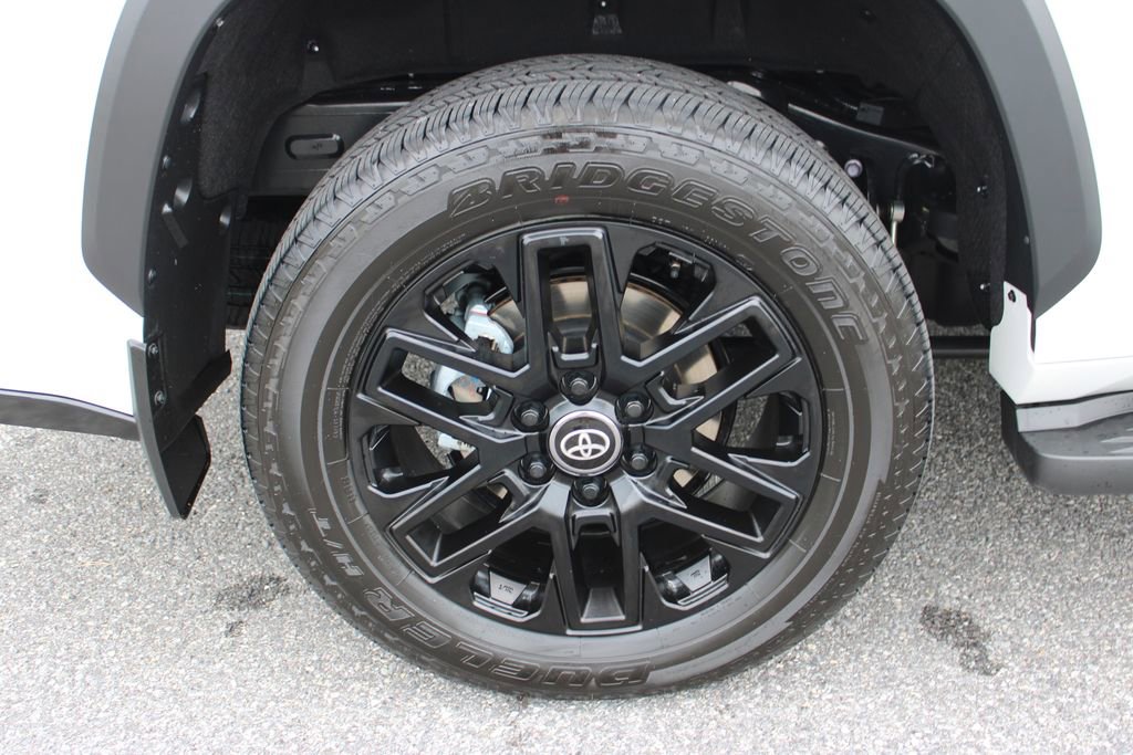 Used 2025 Toyota Sequoia Limited image 36