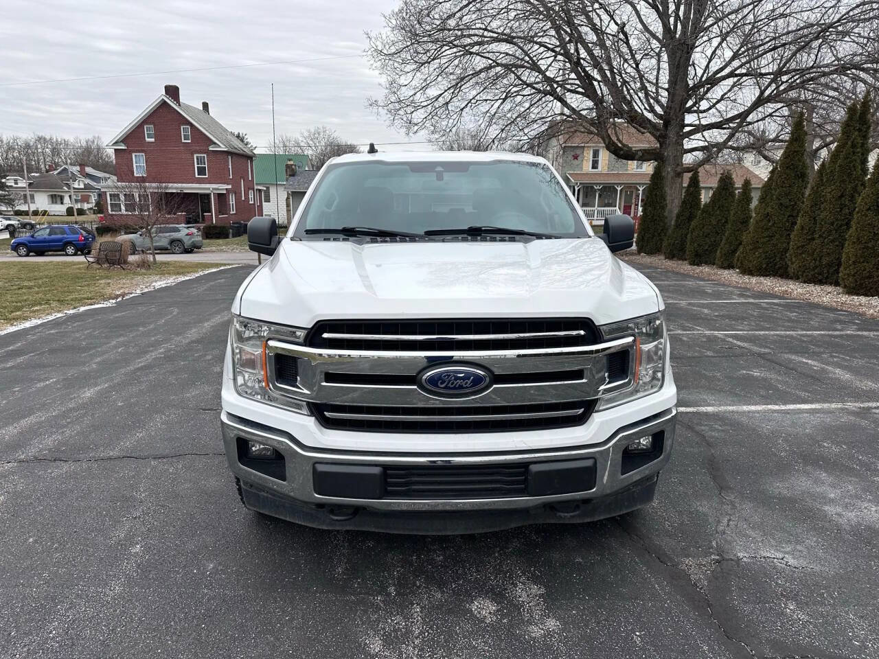 Used 2019 Ford F150 XLT image 2