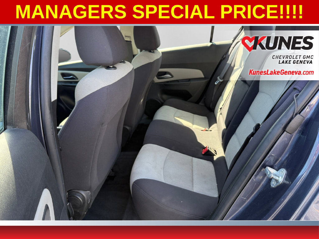 Used 2013 Chevrolet Cruze LS FWD image 28