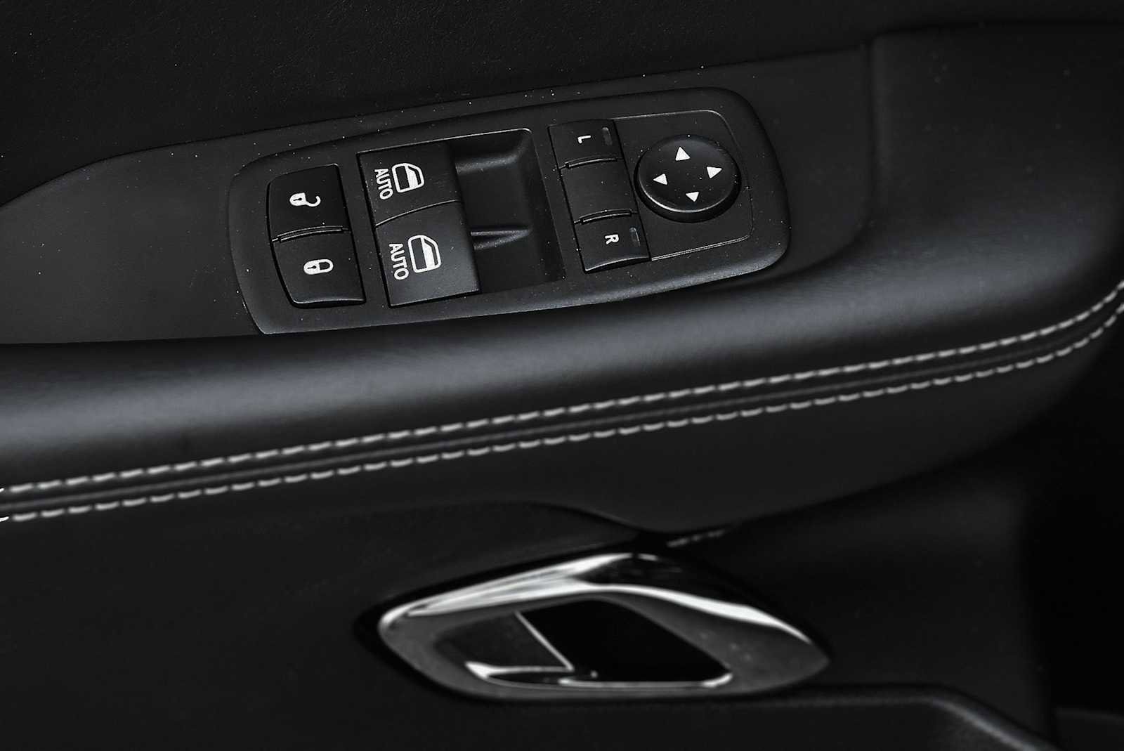 Used 2022 Dodge Challenger SRT Hellcat RWD image 28