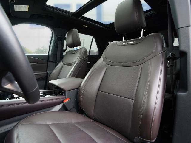 Certified 2025 Ford Explorer Platinum AWD/4WD image 12