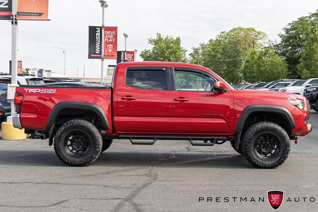 Used 2019 Toyota Tacoma TRD Off-Road AWD/4WD image 20