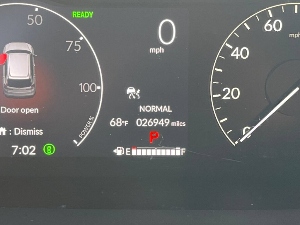 Used 2023 Honda CR-V Sport Touring image 3