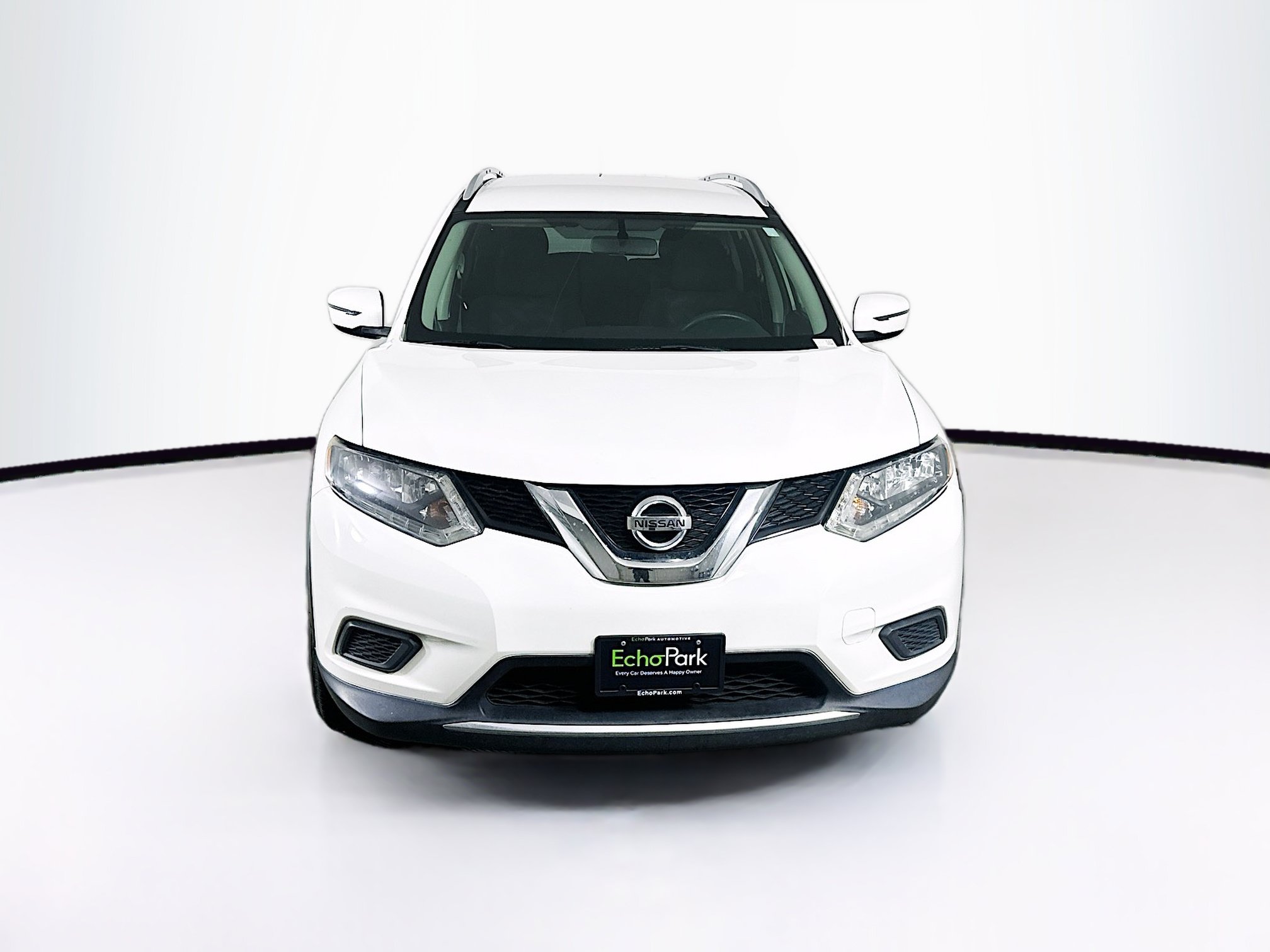 Used 2016 Nissan Rogue S w/ Appearance Package FWD image 2