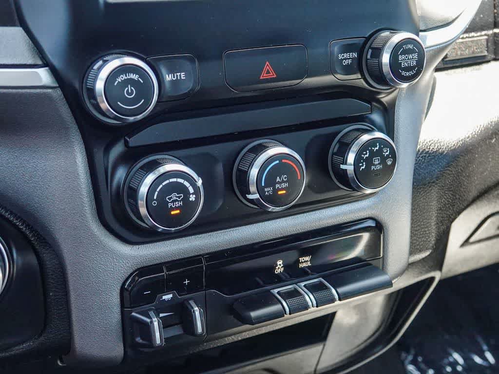 Certified 2024 RAM 2500 Big Horn AWD/4WD image 22