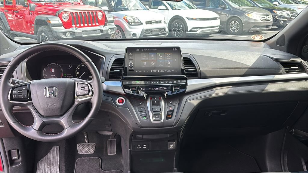 Used 2025 Honda Odyssey Sport-L image 12