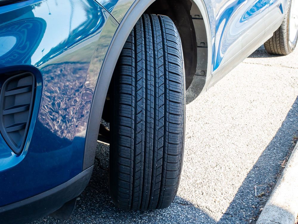 Used 2020 Ford Escape SE image 9