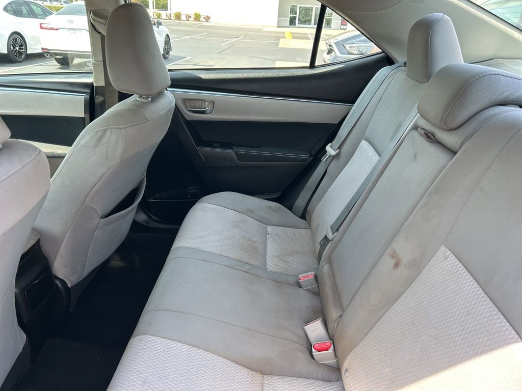Used 2015 Toyota Corolla LE FWD image 12