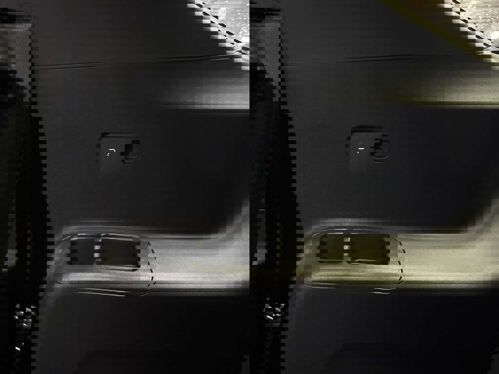 New 2026 Chevrolet Traverse Z71 w/ LPO, Floor Liner Package image 25