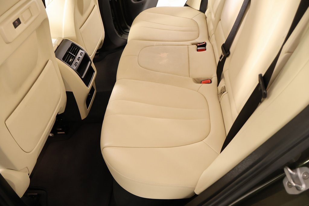 Used 2021 BMW X5 xDrive45e w/ Parking Assistance Package image 14