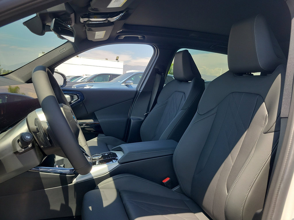 New 2026 BMW X3 xDrive30i w/ Premium Package AWD/4WD image 18