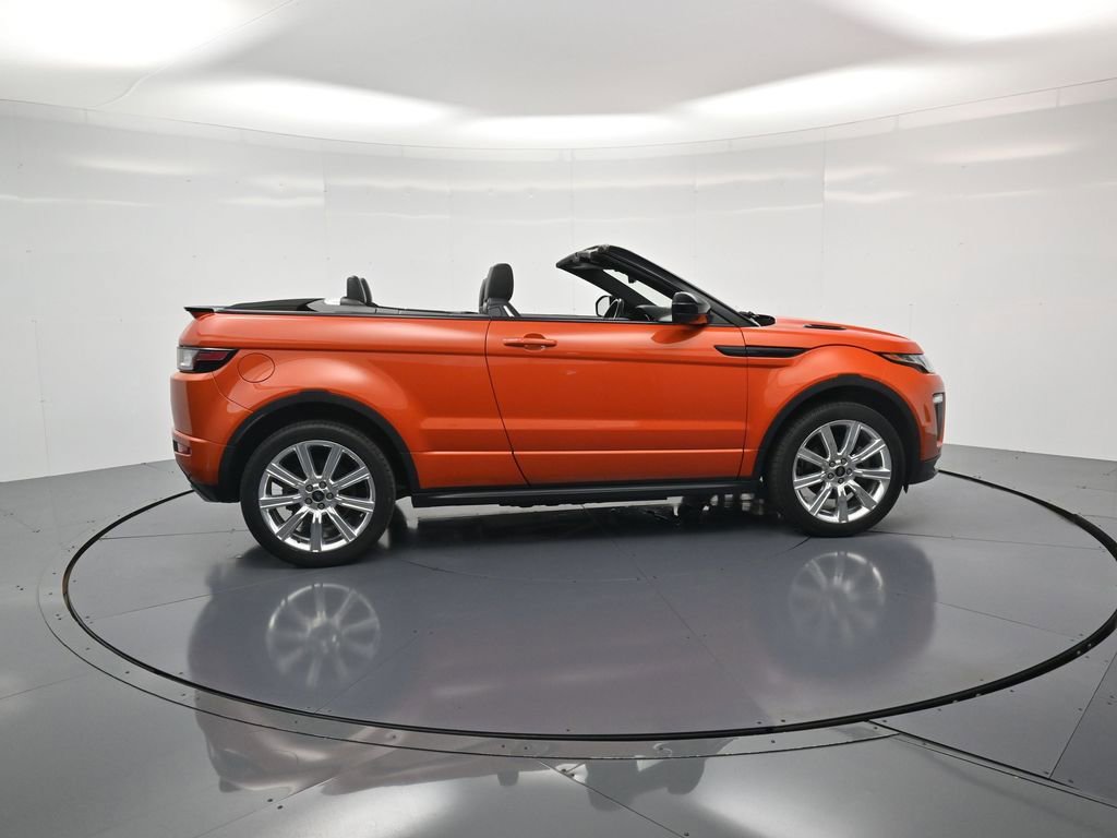 Used 2018 Land Rover Range Rover Evoque HSE Dynamic AWD/4WD image 32