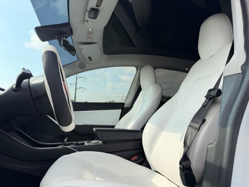 Used 2020 Tesla Model Y Performance AWD/4WD image 24