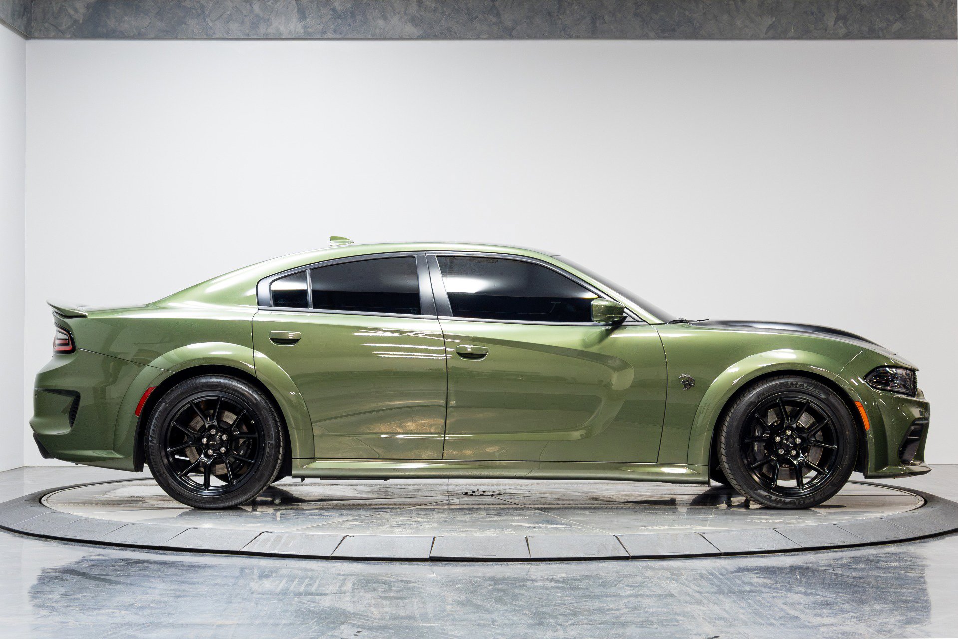 Used 2021 Dodge Charger SRT Hellcat image 18