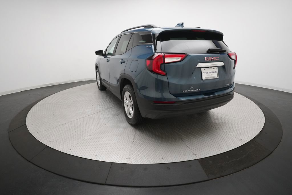 Used 2024 GMC Terrain SLE w/ Driver Convenience Package image 33