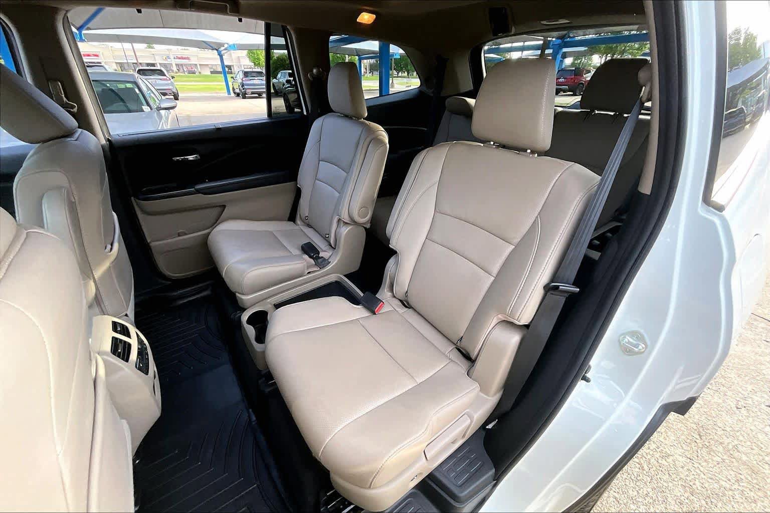 Used 2021 Honda Pilot Elite image 21