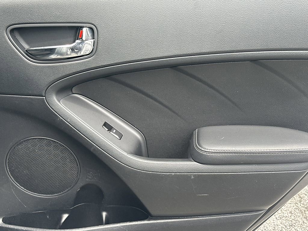 Used 2016 Kia Forte LX w/ LX Popular Plus Package FWD image 17