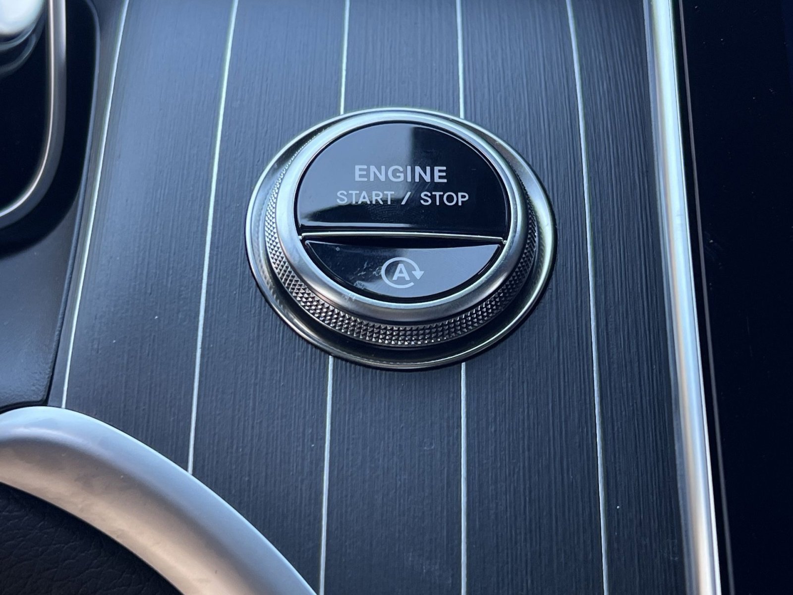 Used 2026 Mercedes-Benz GLC 300 4MATIC image 31