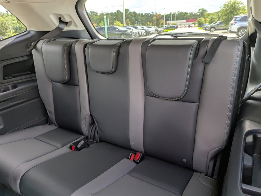 Certified 2025 Subaru Ascent Onyx Edition w/ Onyx Package image 11