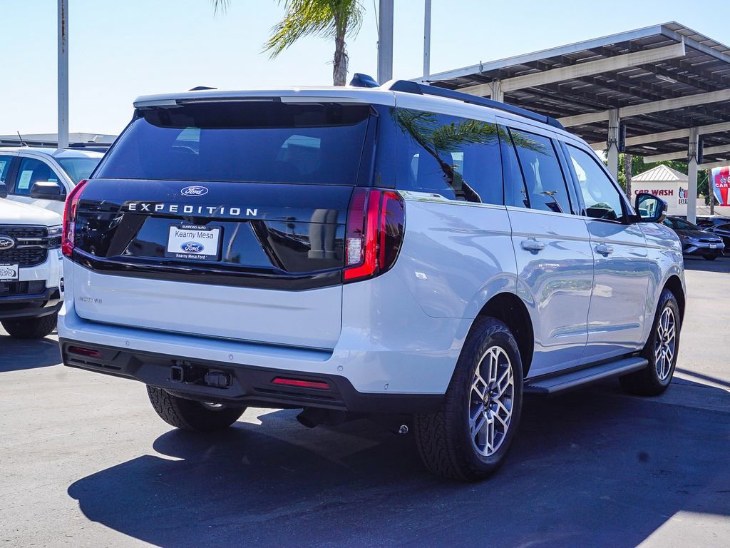 New 2025 Ford Expedition Active image 6