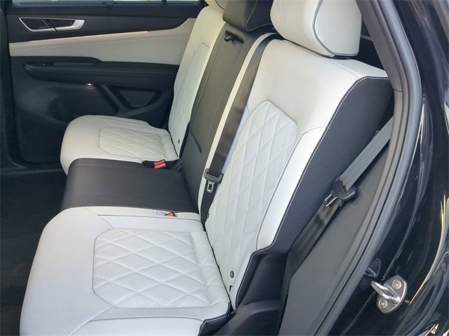 New 2026 Volkswagen Atlas Cross Sport SEL Premium R-Line image 18