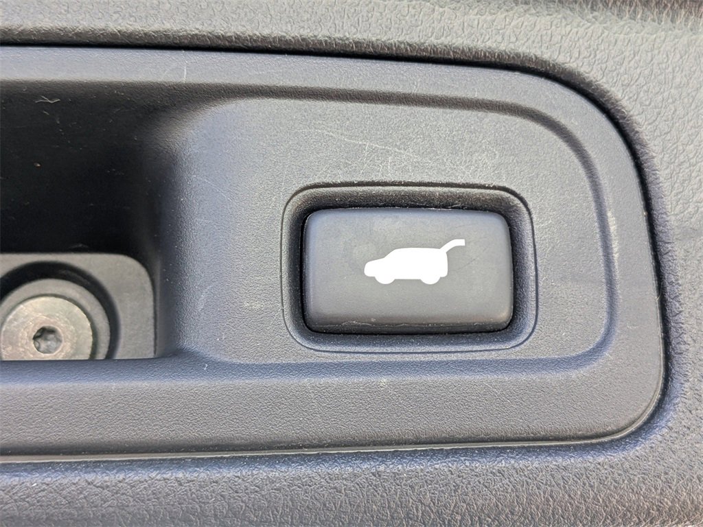 Used 2017 Honda Pilot Touring image 15