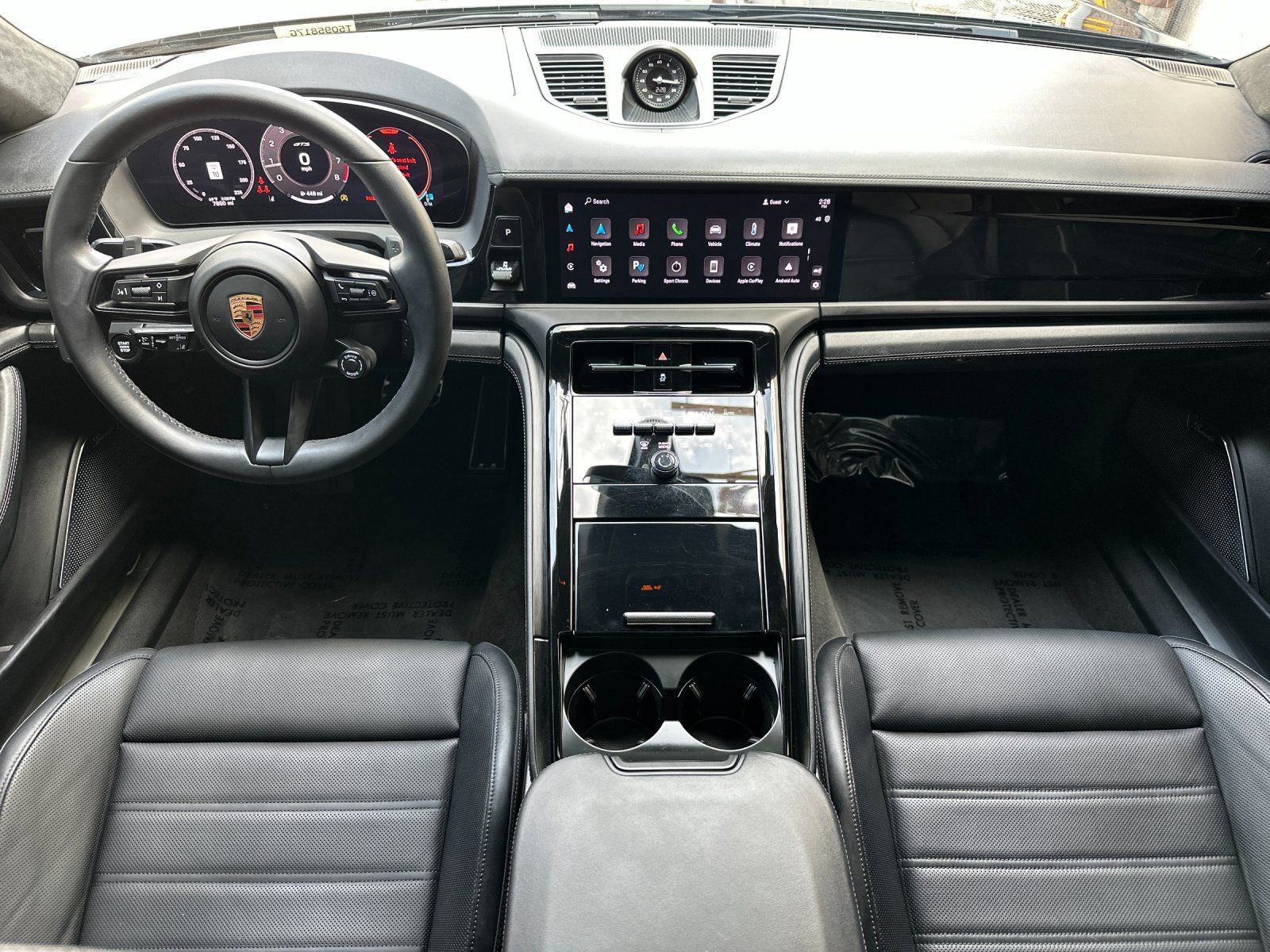 Used 2025 Porsche Panamera GTS image 15