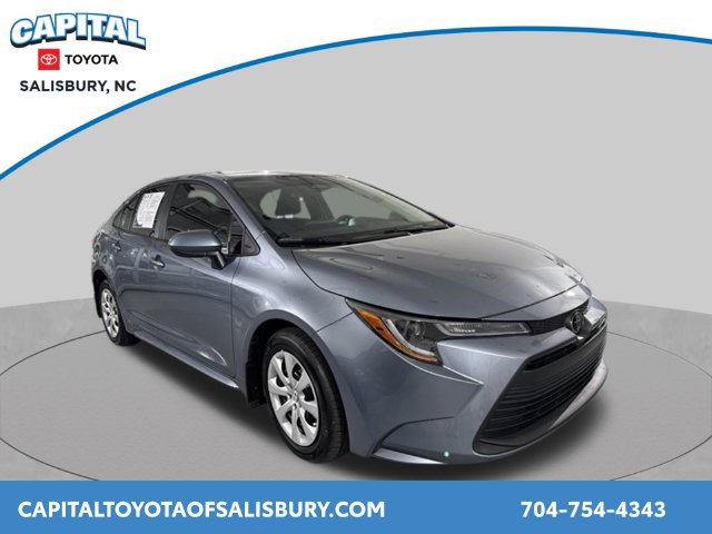 Used 2026 Toyota Corolla LE FWD image 1