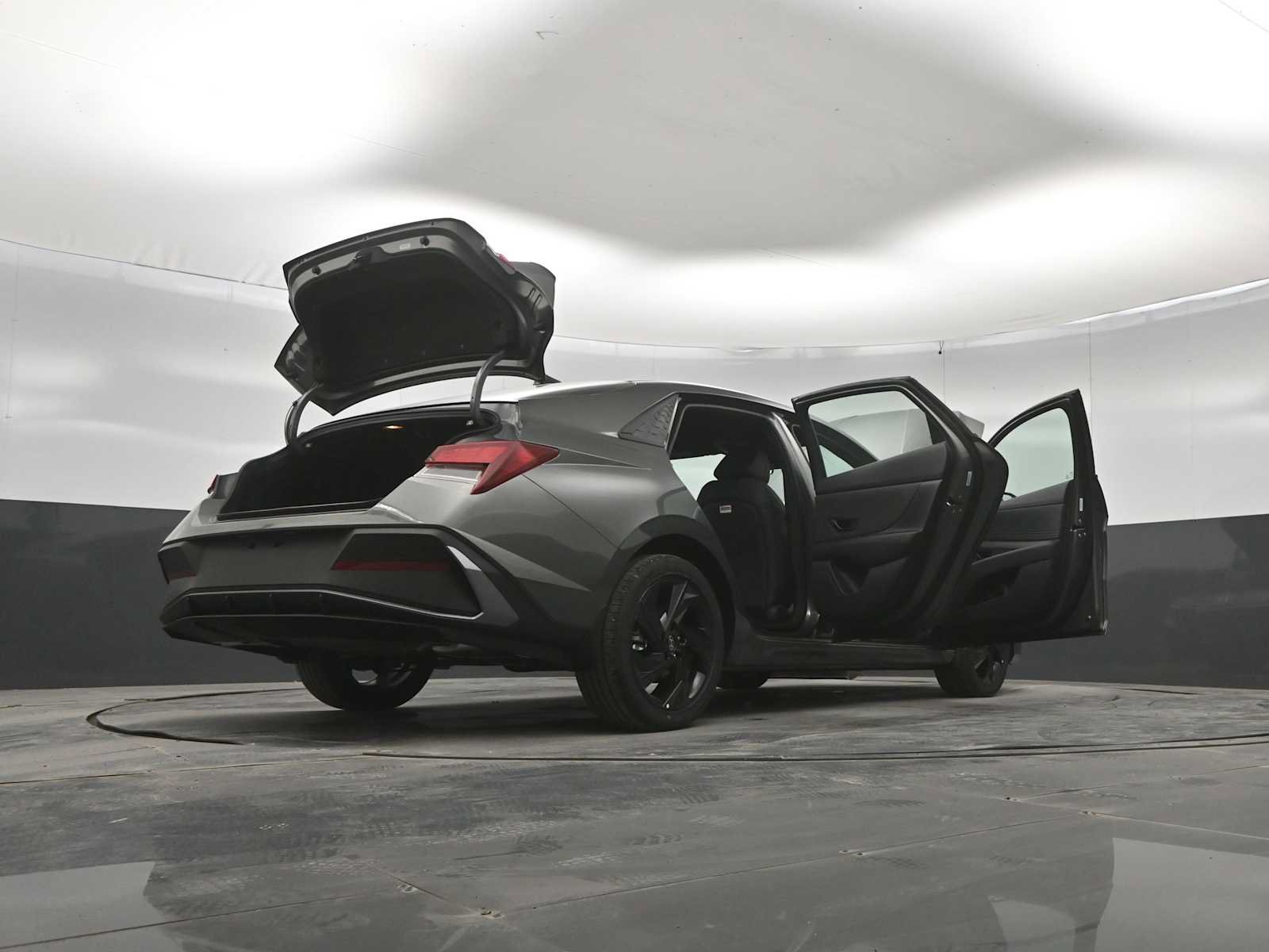 New 2026 Hyundai Elantra SEL Sport FWD image 47