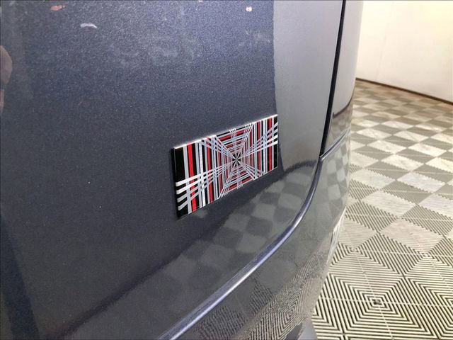 Used 2023 Tesla Model X Plaid image 21