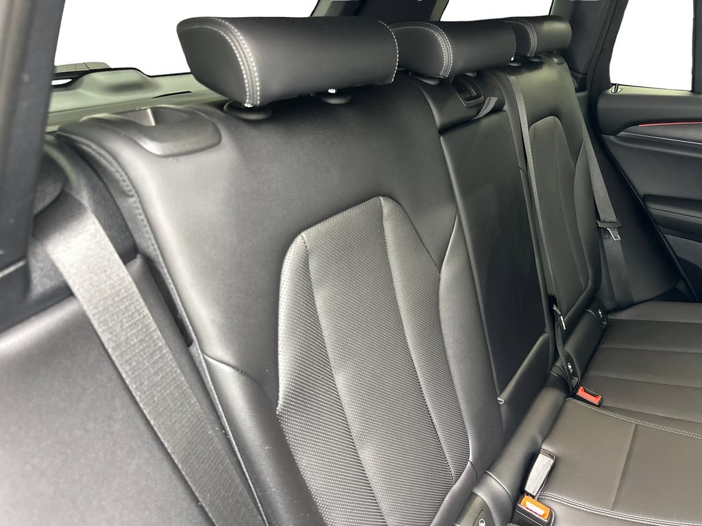 Used 2023 BMW X3 sDrive30i w/ Convenience Package RWD image 40