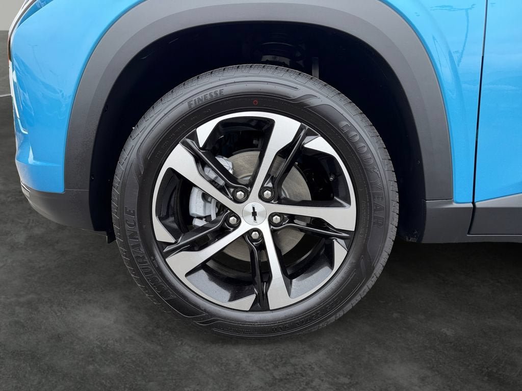 New 2026 Chevrolet Trax RS w/ Driver Confidence Package FWD image 4