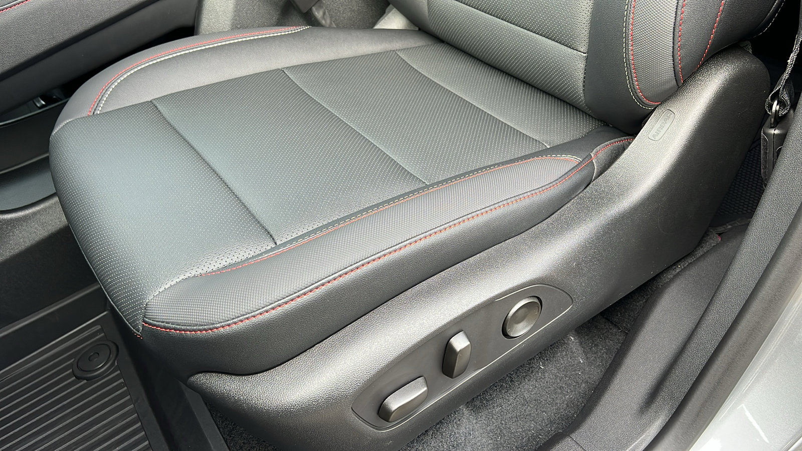 New 2026 Chevrolet Traverse Z71 image 21