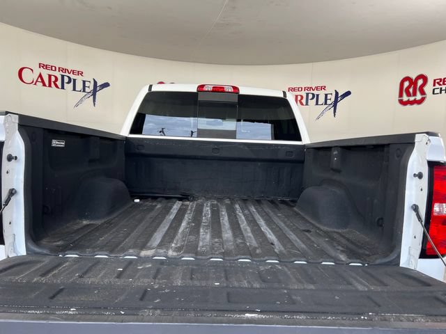 Used 2018 Chevrolet Silverado 1500 LT w/ Texas Edition RWD image 22
