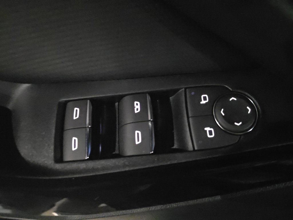 Used 2027 Chevrolet Equinox RS AWD/4WD image 11
